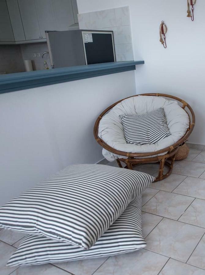 Aquarella-Stylish Veranda Apartment In Centre Of Poros Town Exterior foto